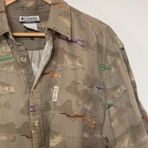 Vintage Columbia Bass Print Short Sleeve Button Down Shirt XL